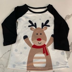 Raglan sleeve deer top
